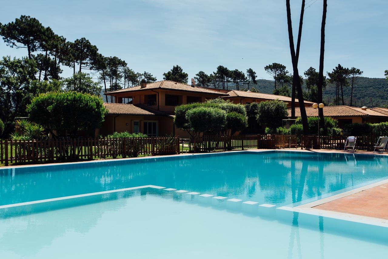 Residence Renaione Punta Ala Kültér fotó